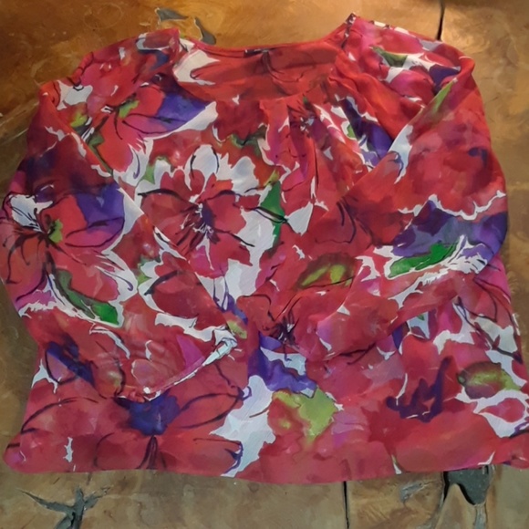 Women's blouse - Picture 3 of 4